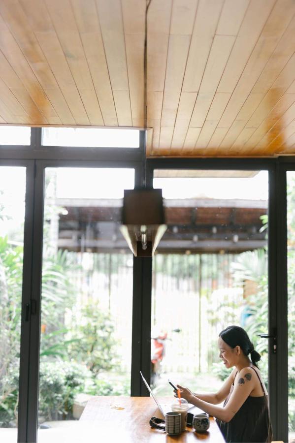 The Purple Hue Homestay Экстерьер фото