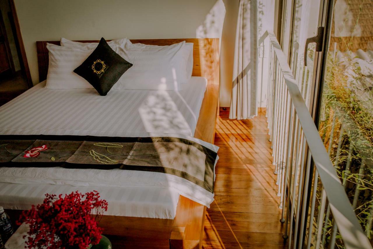 The Purple Hue Homestay Экстерьер фото